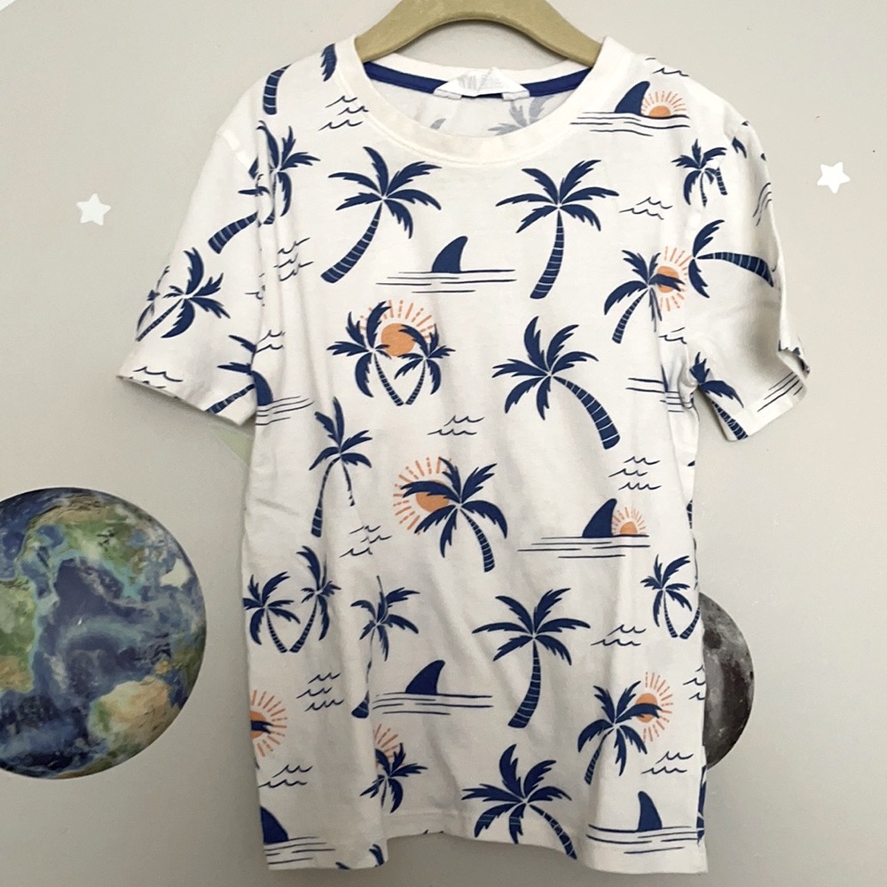 H&M palm tree print tee